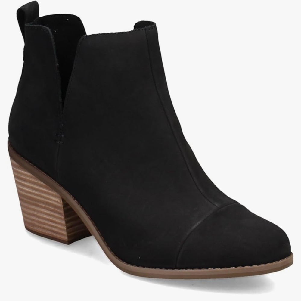 Tom’s Everly Cutout, Color-Black Leather, Size 9.5
